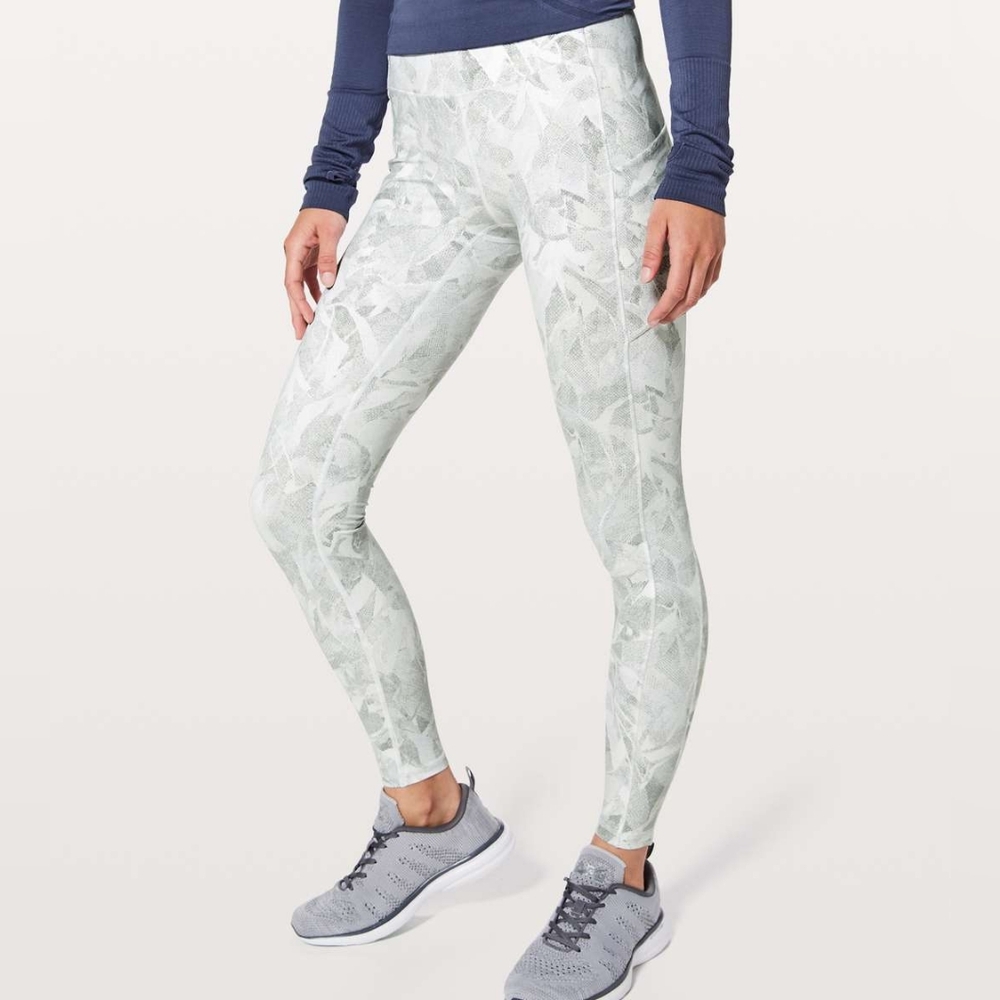 Lululemon Speed Up Tight *28"Jasmine White Multi like new